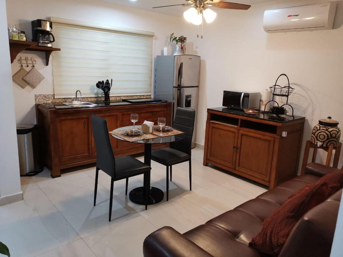 Ferienwohnung Departamentos Con Alberca Mazatlán Exterior foto